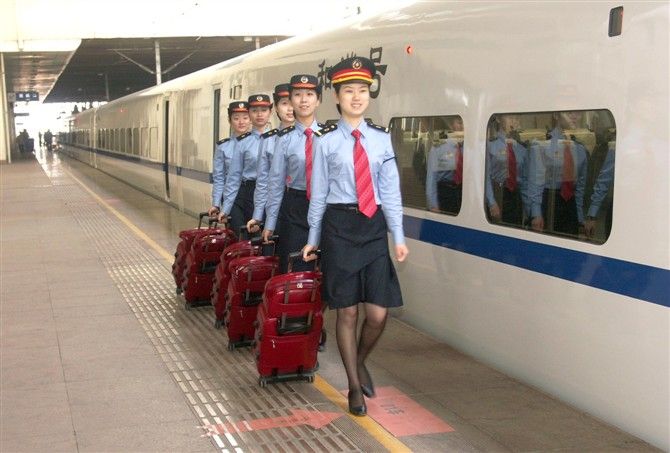四川合適男孩子的高鐵學(xué)校