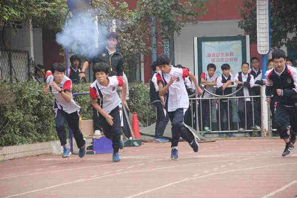 2020年成都男生學(xué)什么鐵路學(xué)校？