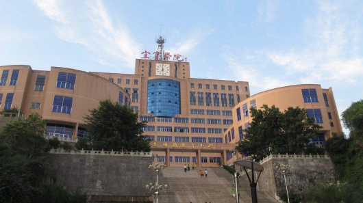 四川幼師學校哪所最好是，成都有哪些幼師中專