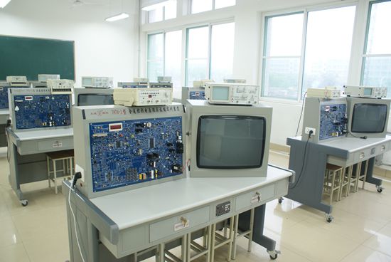 福建工程學院航空專業(yè)(院?？粘藢I(yè)開設(shè)情況)