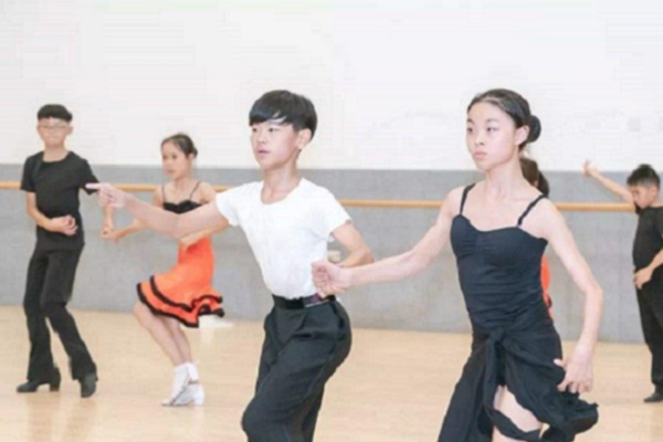 2021年春季四川中專招生