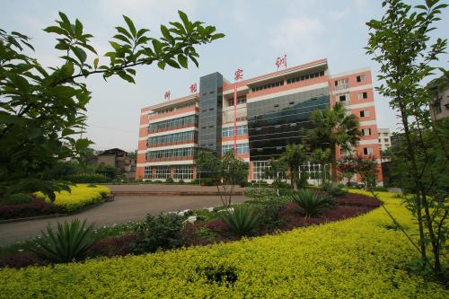 2020年四川衛(wèi)校較好的大學(xué)