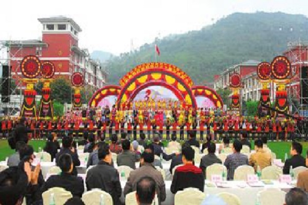 成都市2022年女孩學(xué)汽修學(xué)校好么