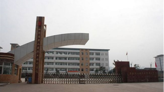 普通高中有哪些學(xué)校(普通高中錄取分?jǐn)?shù)線)