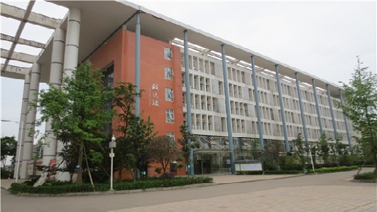南昌航空大學(xué)?？紙竺?長春大學(xué)?？?