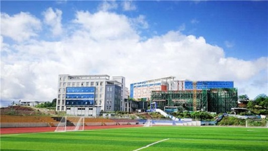 成都青蘇職業(yè)中專怎么樣，好不好