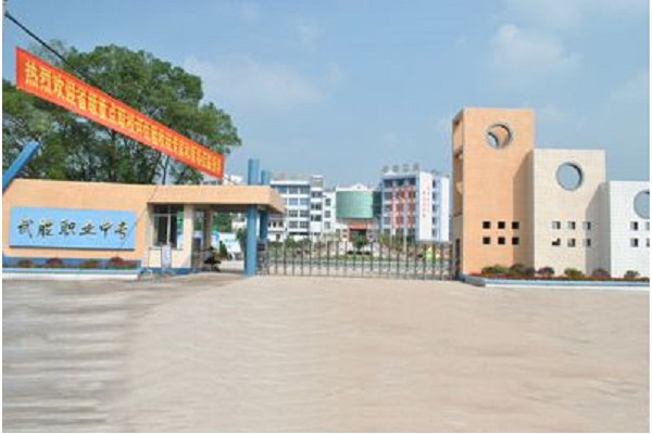 南京航空航天大學(xué)有沒有空乘專業(yè)(南京航空航天大學(xué)自考)