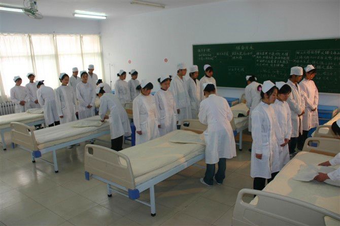 2022年四川女生上汽修學(xué)校好嗎？