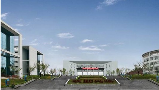 2021年四川初中生報(bào)什么護(hù)理學(xué)校？
