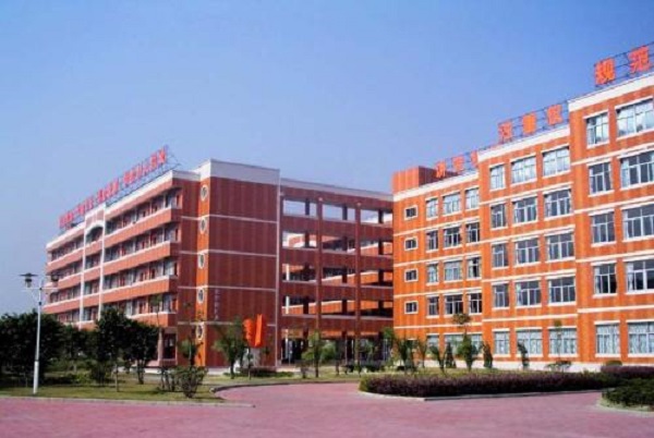 中國(guó)五冶技術(shù)學(xué)校在成都技校中排明第幾(郫縣五冶大學(xué)是正規(guī)學(xué)校嗎)