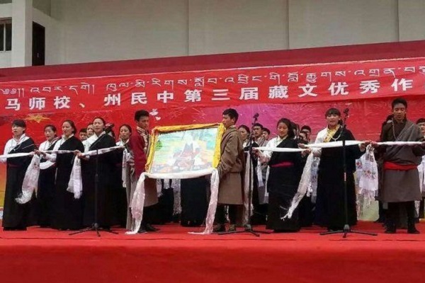 2022年成都東星航空學(xué)院學(xué)費(fèi)及收費(fèi)