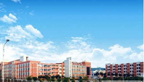 成都市2020年高鐵學校什么學歷