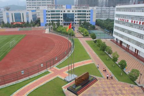 四川初中生讀什么樣的汽修學(xué)校比較好