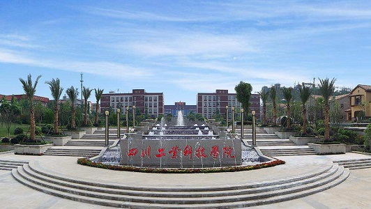 2022年成都有哪些收汽修學(xué)校？