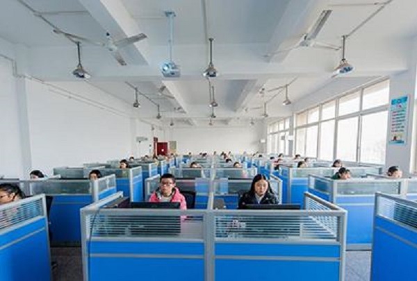 四川2021年中學(xué)生可以學(xué)電子商務(wù)學(xué)校嗎