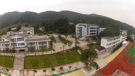 成都鐵路工程學(xué)校地址在哪里？