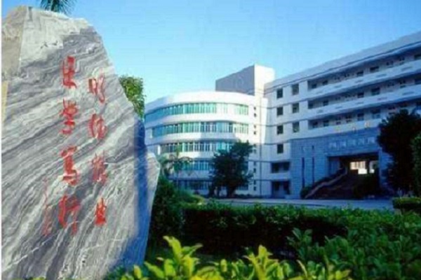 2022年成都計算機(jī)學(xué)校什么專業(yè)適合男生？