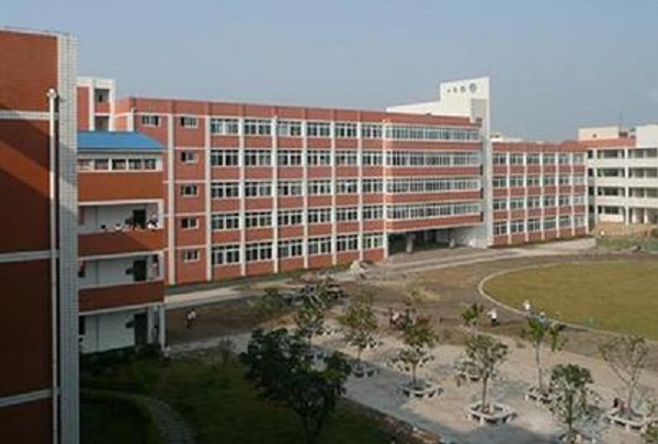 四川幼師學校做什么？