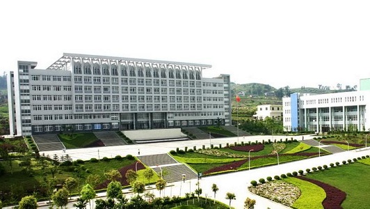 2022年四川省儀隴縣柳崖職業(yè)中學(xué)的學(xué)費(fèi)和收費(fèi)是多少？