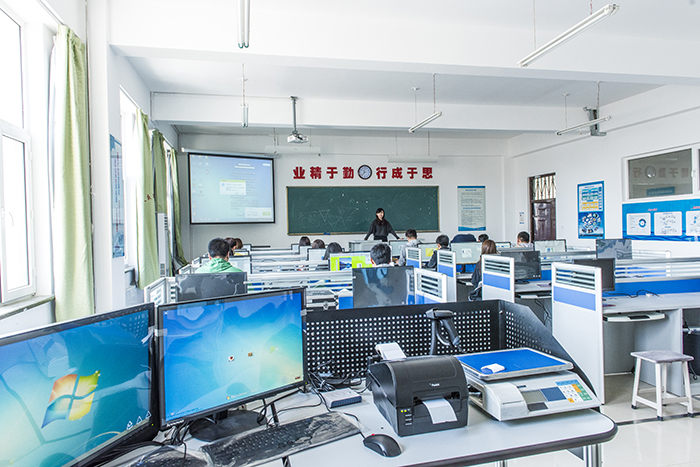 2021年四川電子商務(wù)學(xué)校哪個(gè)專業(yè)好？