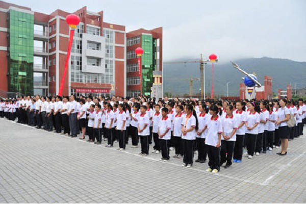 四川南充衛(wèi)生學校怎么樣？