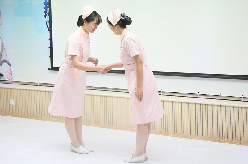 學護士上什么學校(護士大專比較好的學校)