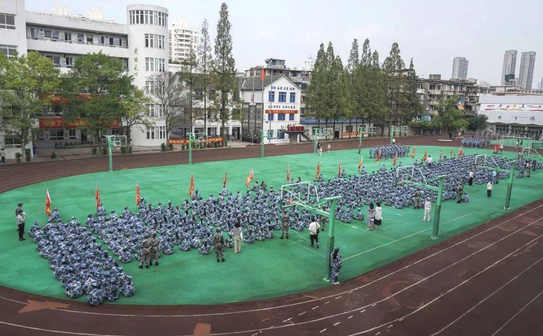 宜賓市商業(yè)職業(yè)中等專(zhuān)業(yè)學(xué)校電話(huà)(宜賓市職業(yè)技術(shù)學(xué)校官網(wǎng))