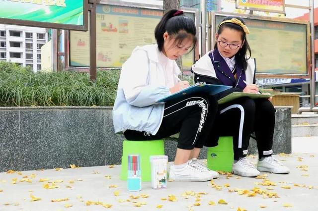 新都一中實驗學(xué)校(新都一中實驗學(xué)校老師名單)