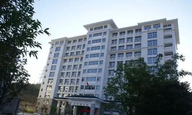 潮州市技工學(xué)校(潮州市技工學(xué)校官網(wǎng))圖1