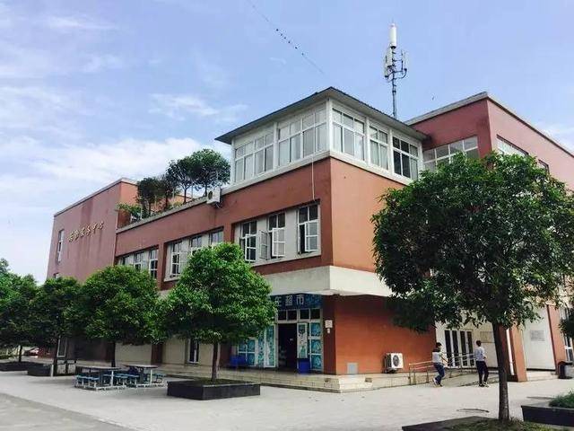 成都職高學校有哪些(成都職高學校有哪些專業(yè))