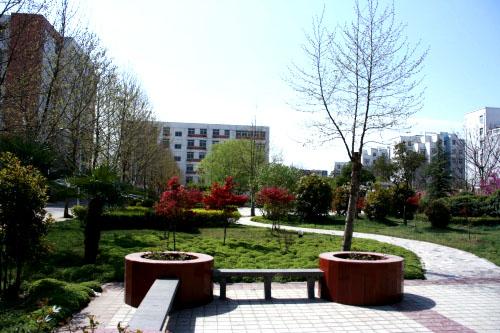 成都大專學(xué)校(成都大學(xué)?？?