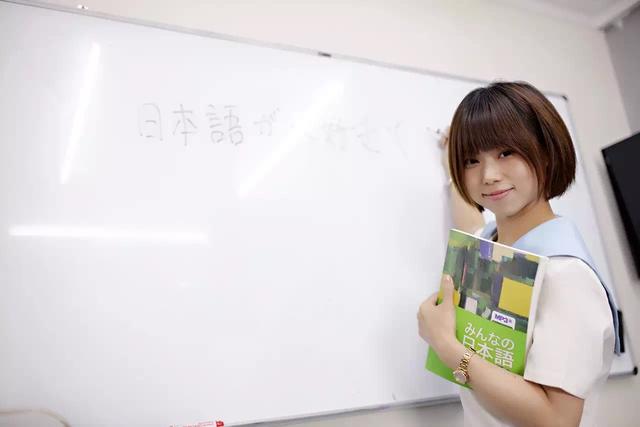 女生技校學(xué)什么最掙錢(qián)(女生上技校學(xué)什么專(zhuān)業(yè)掙錢(qián))