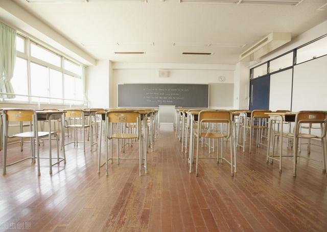 成都藝術職業(yè)大學學費(成都藝術職業(yè)大學專升本)
