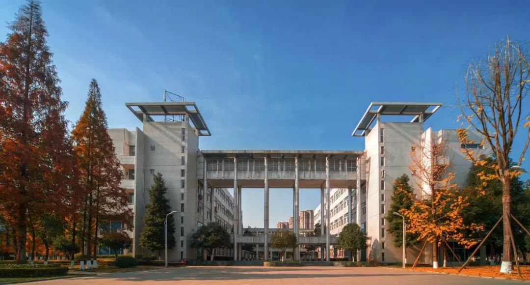成都職業(yè)技術(shù)大學官網(wǎng)(四川職業(yè)技術(shù)學院招生網(wǎng)站)