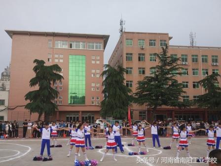 不要分數(shù)的中專學(xué)校(武漢不要分數(shù)的中專學(xué)校有哪些)