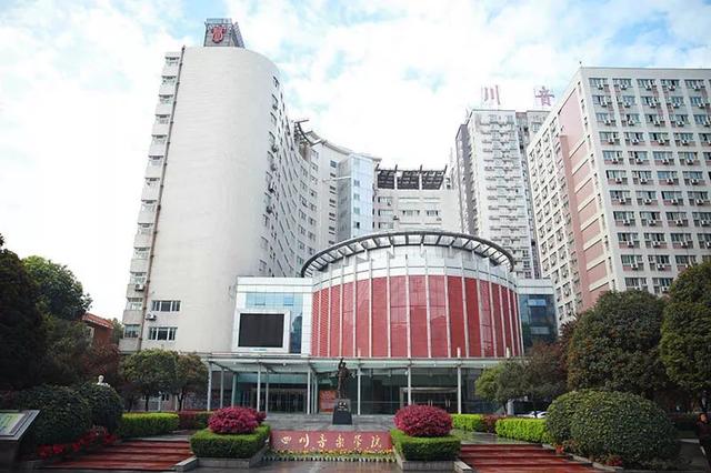 成都航空職業(yè)技術(shù)學(xué)院招生電話(huà)(成都航空職業(yè)技術(shù)學(xué)院招生代碼)