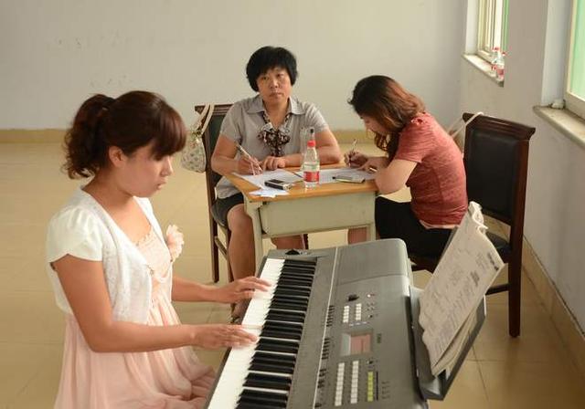 在哪里可以報名學幼師(幼師證在哪里報名)