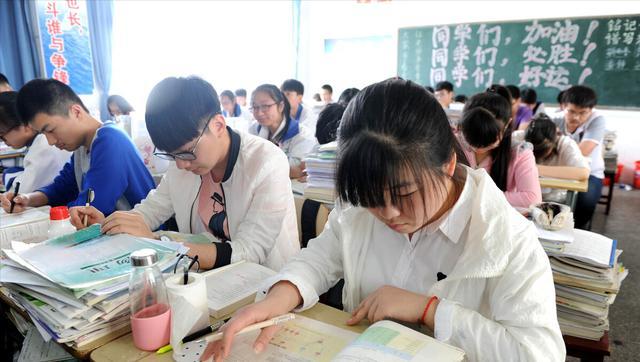 四川收分低的公辦學(xué)校(四川收分低的公辦學(xué)校專科)