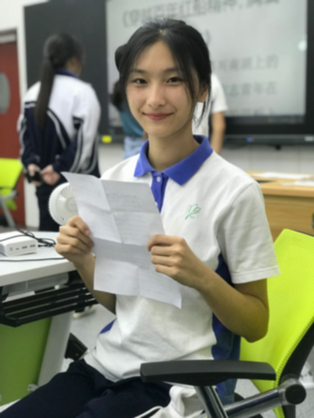 女生職校讀什么專(zhuān)業(yè)比較好(初中女生讀什么職校好)