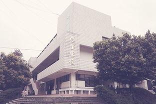 成都醫(yī)學院附屬衛(wèi)生學校(成都醫(yī)學院到成都鐵路衛(wèi)生學校)