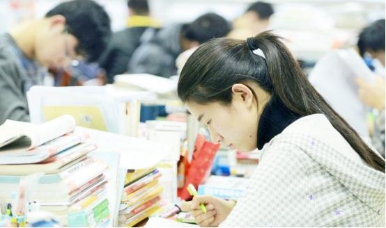 中考女生報考什么專業(yè)好(中考女生學(xué)什么專業(yè)比較好)