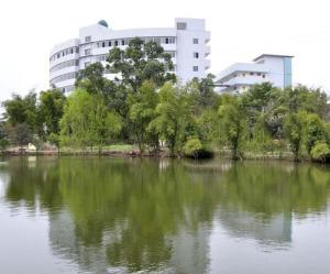 江油師范幼專學校報名(江油師范幼專學校分數(shù)線)