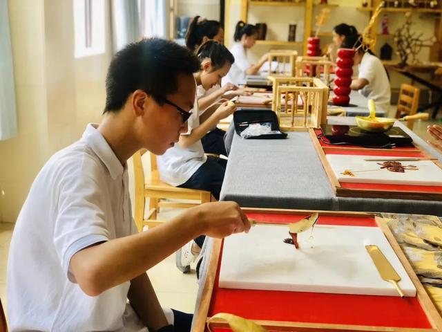 成都市職業(yè)高級(jí)中學(xué)(成都市財(cái)貿(mào)職業(yè)高級(jí)中學(xué))