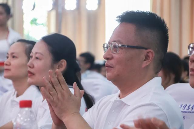 成都電子信息學校(成都電子信息學校學費)
