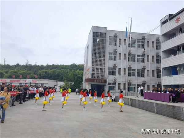 南充職中學(xué)校(昆明職中比較好的學(xué)校)