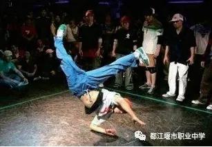 都江堰市職業(yè)中學(xué)(都江堰市職業(yè)中學(xué)地址)