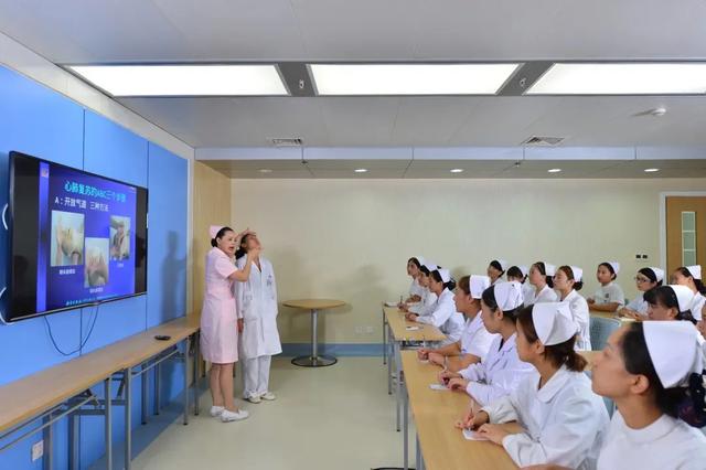 樂(lè)山職業(yè)技術(shù)學(xué)校排行榜(樂(lè)山職業(yè)技術(shù)學(xué)校2020錄取分?jǐn)?shù)線)