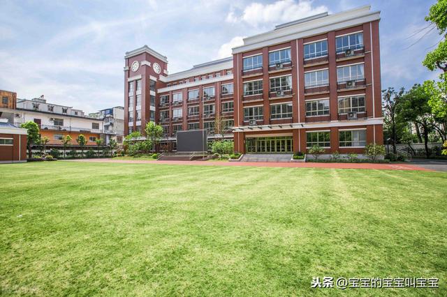 四川高鐵學校有哪些(四川高鐵學校有哪些地方)