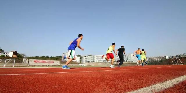 四川宜賓職業(yè)技術(shù)學(xué)校(四川宜賓職業(yè)技術(shù)學(xué)校官網(wǎng))
