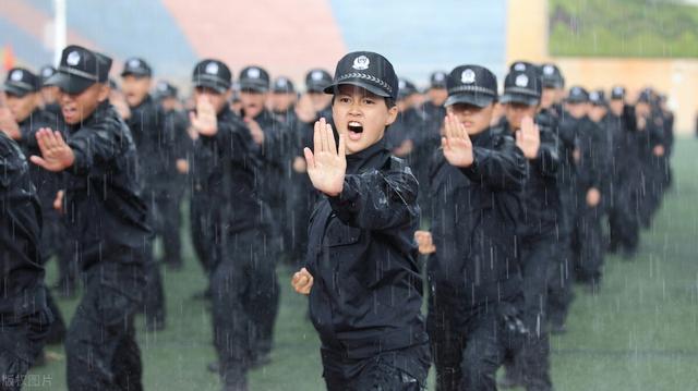 初中畢業(yè)上司法專業(yè)學(xué)?？梢詥?初中畢業(yè)的外語專業(yè)學(xué)校)